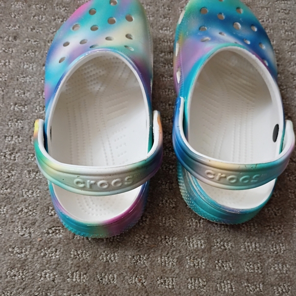 CROCS Multi Color Clogs - Picture 5 of 6